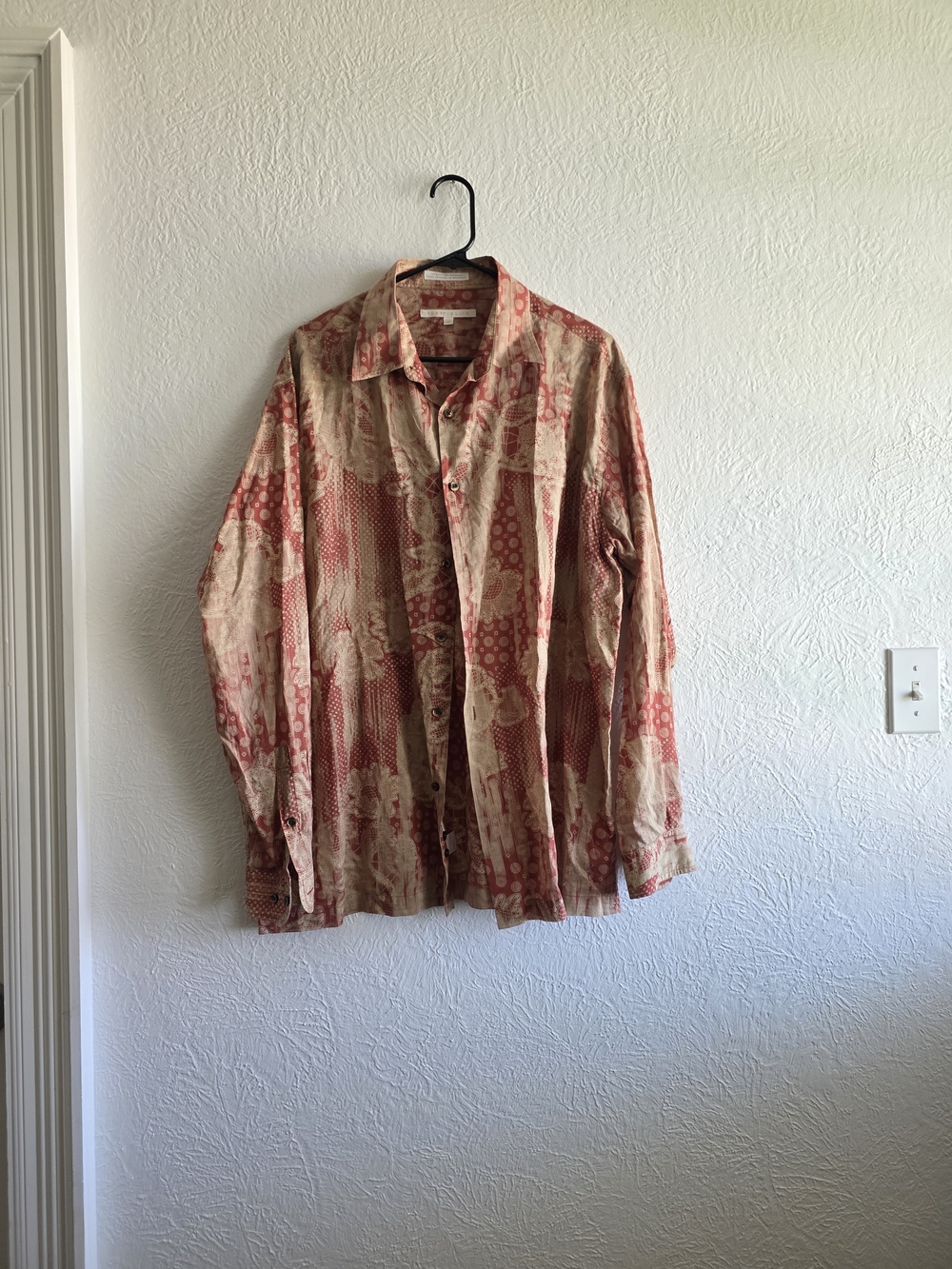 Perry Ellis Lightweigh Men's Button-Down Shirt in Red and Cream Floral Patchwork